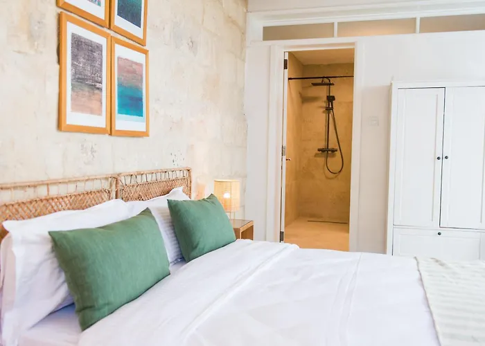 San Anton Δωμάτια σε οικογενειακή κατοικία