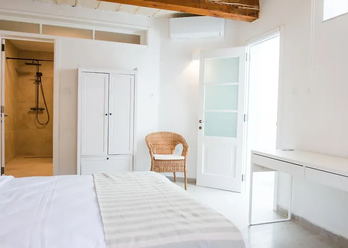 Δωμάτια σε οικογενειακή κατοικία San Anton *